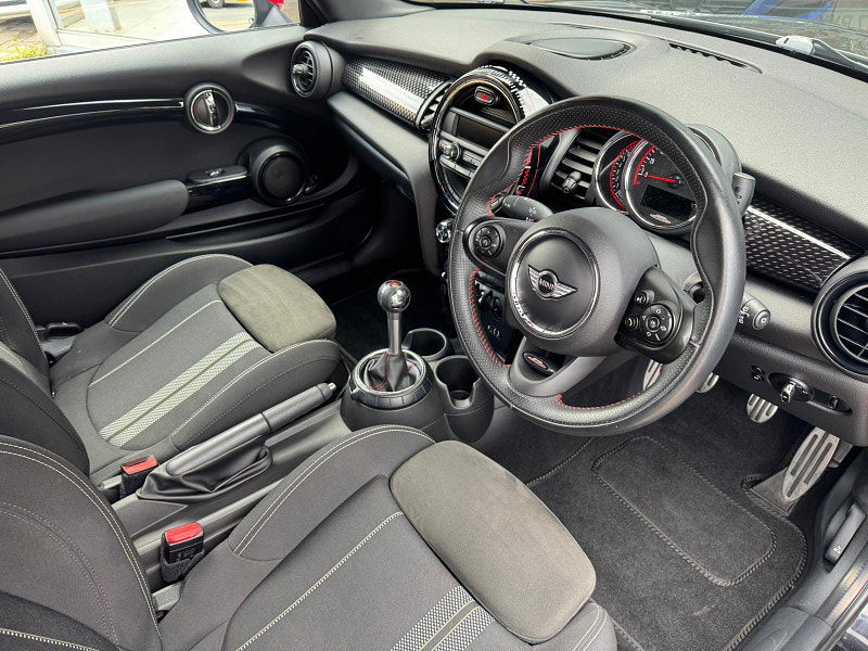 MINI Hatch 2.0 John Cooper Works Euro 6 (s/s) 3dr 3dr Manual 2025