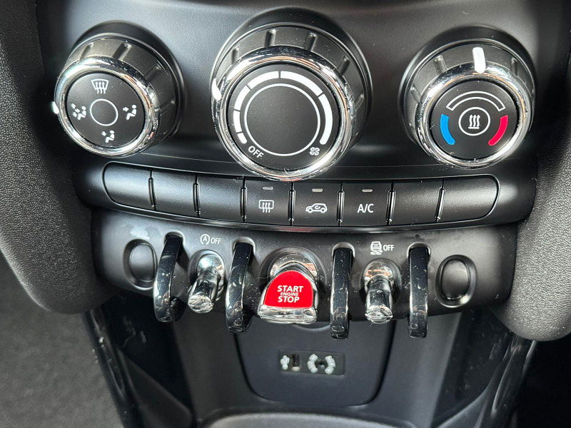 MINI Hatch 2.0 John Cooper Works Euro 6 (s/s) 3dr 3dr Manual 2025