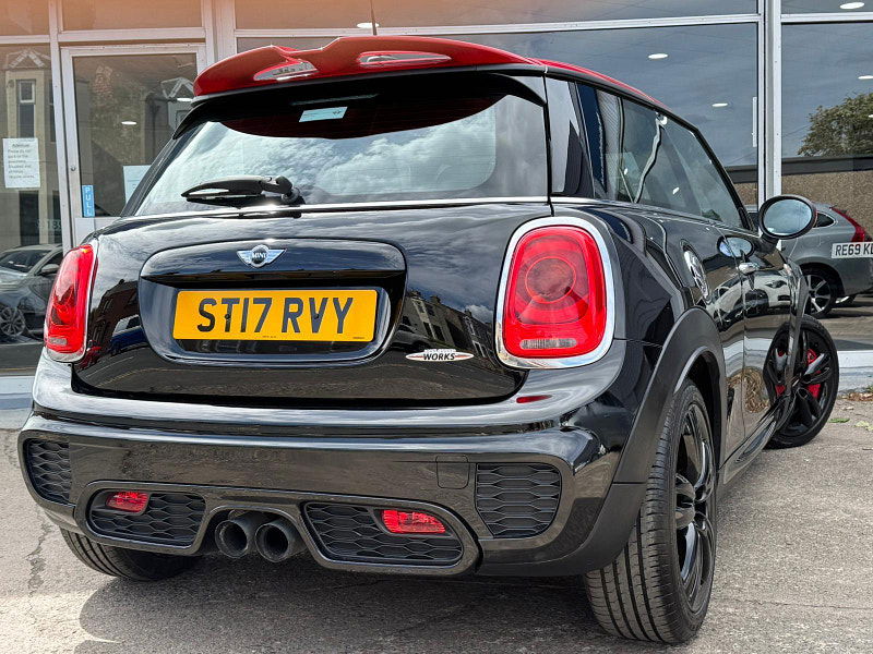 MINI Hatch 2.0 John Cooper Works Euro 6 (s/s) 3dr 3dr Manual 2025