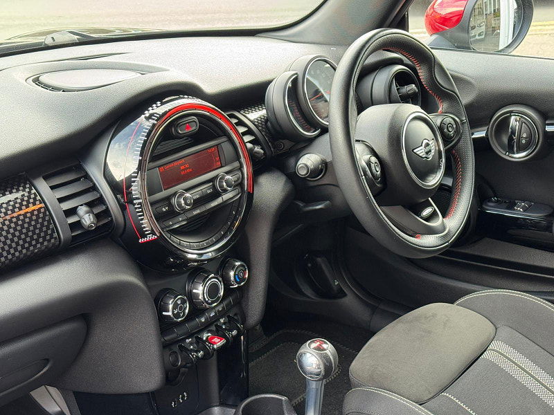 MINI Hatch 2.0 John Cooper Works Euro 6 (s/s) 3dr 3dr Manual 2025