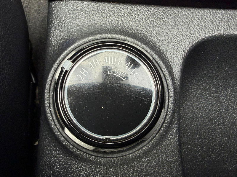 Mitsubishi L200 2.4 DI-D DC Barbarian 4WD Euro 6 4dr 4dr Manual 2025