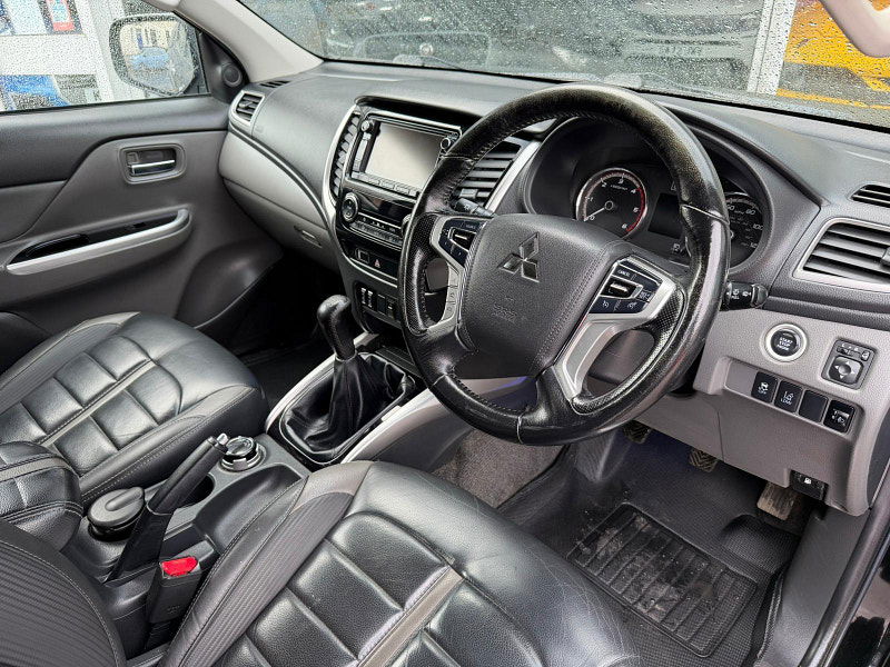 Mitsubishi L200 2.4 DI-D DC Barbarian 4WD Euro 6 4dr 4dr Manual 2025