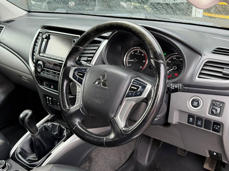 Mitsubishi L200 2.4 DI-D DC Barbarian 4WD Euro 6 4dr 4dr Manual 2025