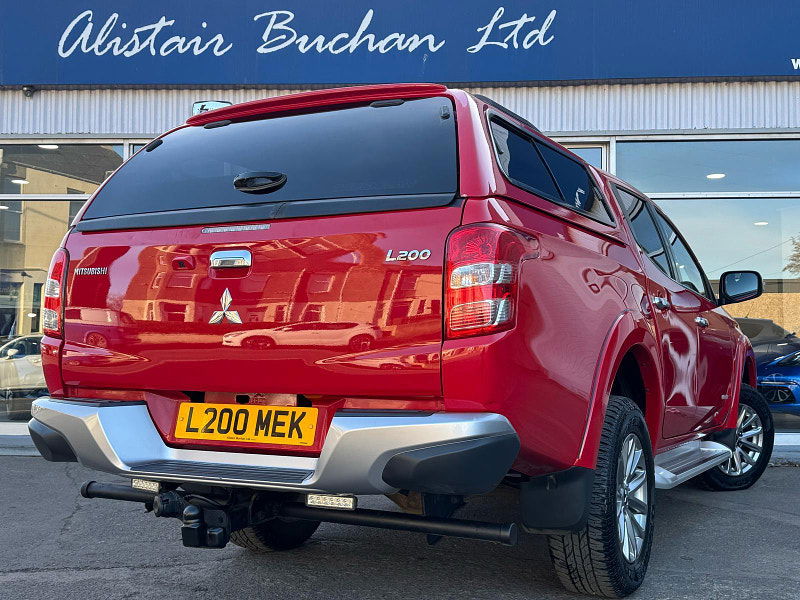Mitsubishi L200 2.4 DI-D DC Warrior 4WD Euro 6 4dr 4dr Manual 2025