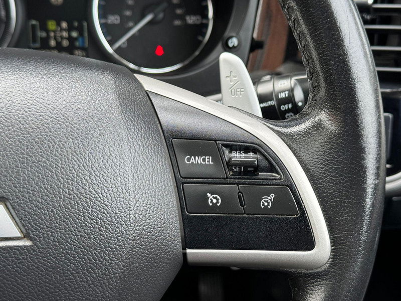 Mitsubishi Outlander 2.0h 12kWh GX4h CVT 4WD Euro 5 (s/s) 5dr 5dr Automatic 2025