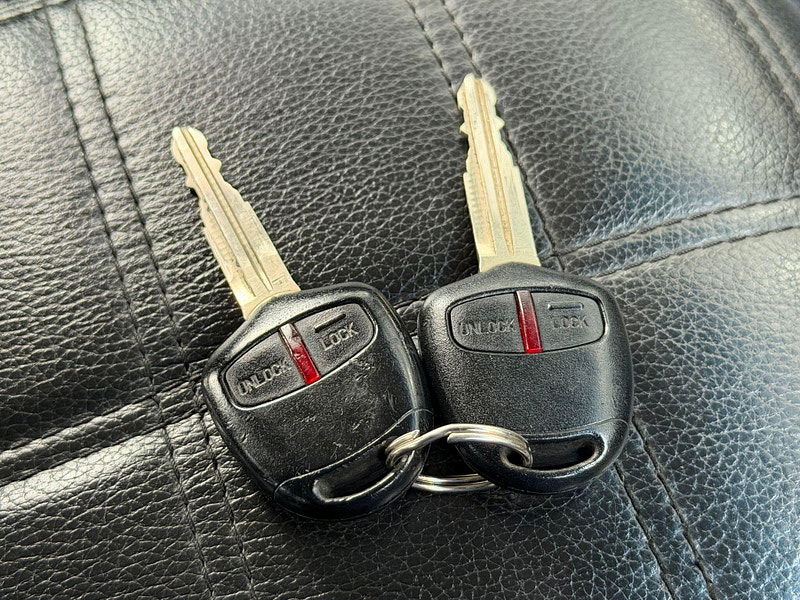 Mitsubishi Shogun 3.2 DI-DC Barbarian 4WD Euro 5 3dr SWB 3dr Manual 2026