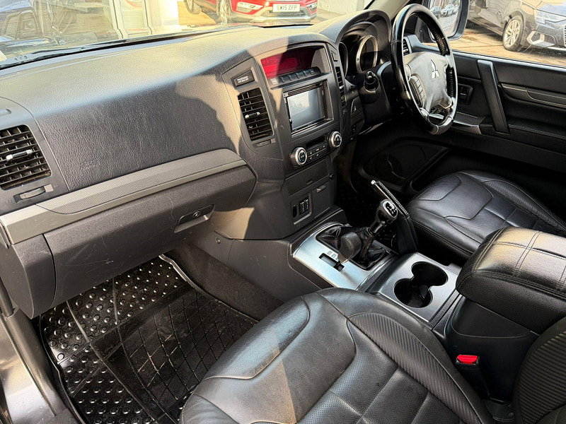 Mitsubishi Shogun 3.2 DI-DC Barbarian 4WD Euro 5 3dr SWB 3dr Manual 2026