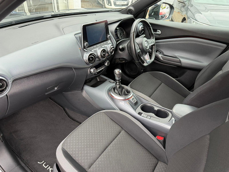 Nissan Juke 1.0 DIG-T N-Connecta Euro 6 (s/s) 5dr 5dr Manual 2026