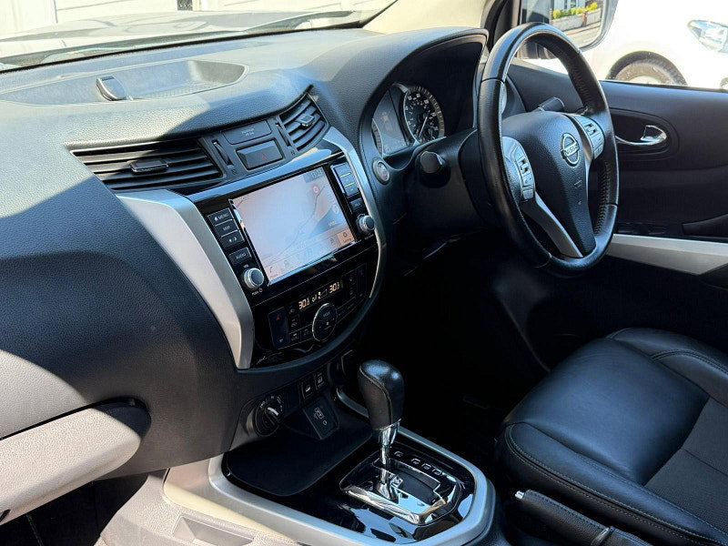 Nissan Navara 2.3 dCi N-Guard Auto 4WD Euro 6 4dr 4dr Automatic 2026