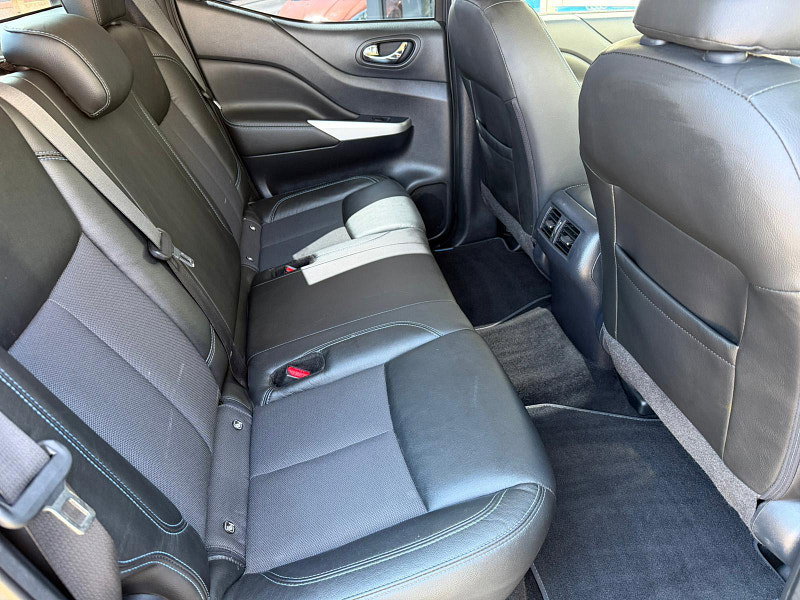 Nissan Navara 2.3 dCi N-Guard Auto 4WD Euro 6 4dr 4dr Automatic 2026