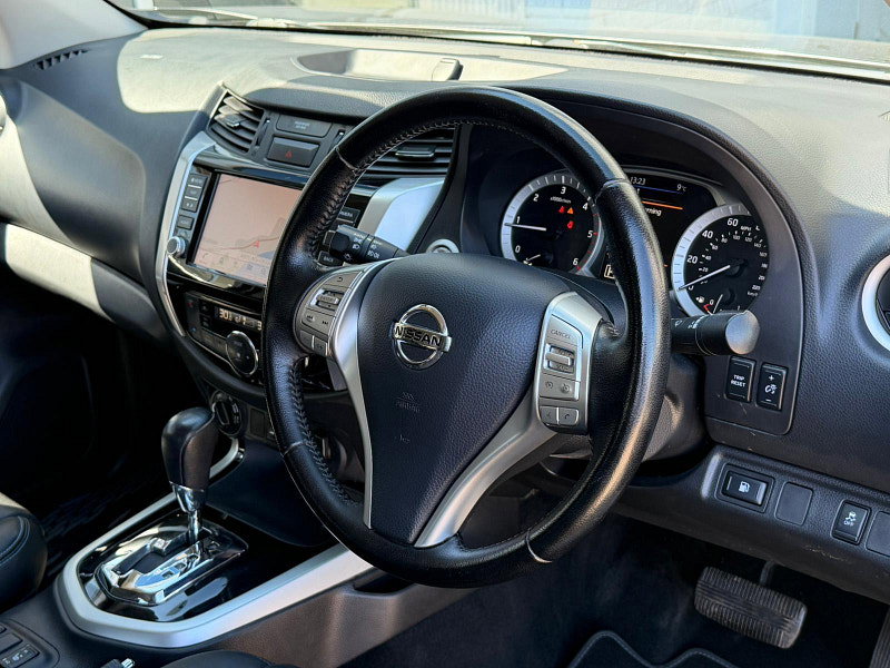 Nissan Navara 2.3 dCi N-Guard Auto 4WD Euro 6 4dr 4dr Automatic 2026