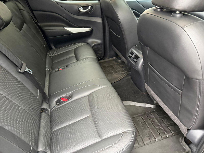 Nissan Navara 2.3 dCi Tekna 4WD Euro 5 4dr 4dr Manual 2026