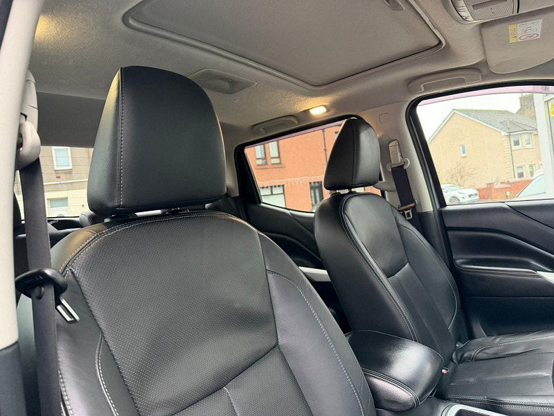 Nissan Navara 2.3 dCi Tekna 4WD Euro 5 4dr 4dr Manual 2026