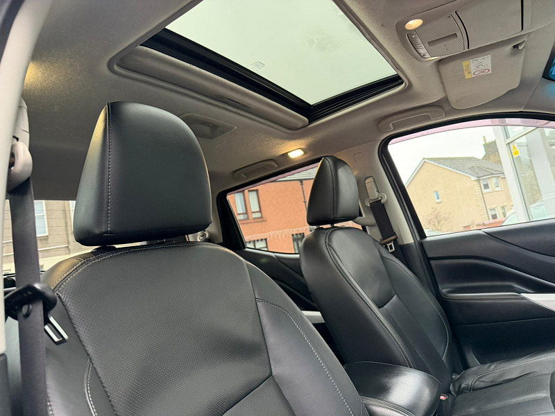 Nissan Navara 2.3 dCi Tekna 4WD Euro 5 4dr 4dr Manual 2026