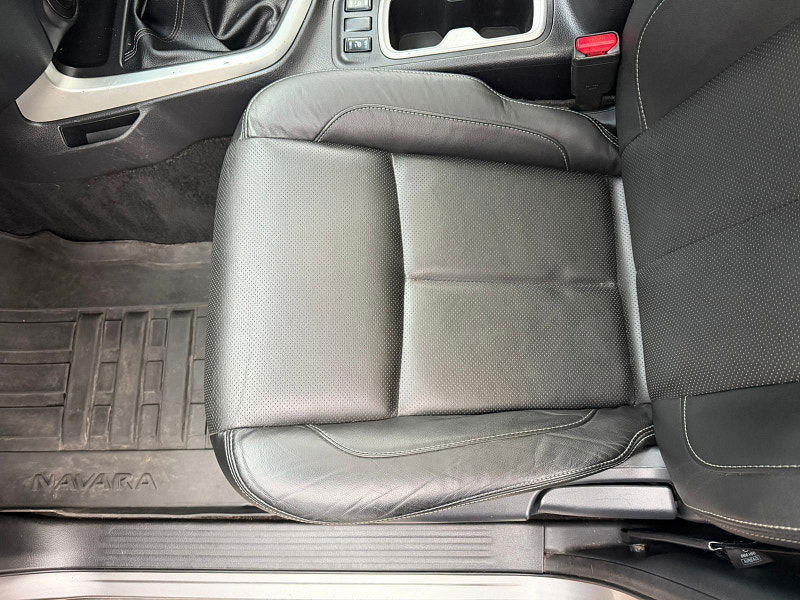 Nissan Navara 2.3 dCi Tekna 4WD Euro 5 4dr 4dr Manual 2026