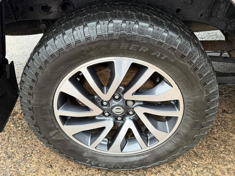 Nissan Navara 2.3 dCi Tekna 4WD Euro 5 4dr 4dr Manual 2026