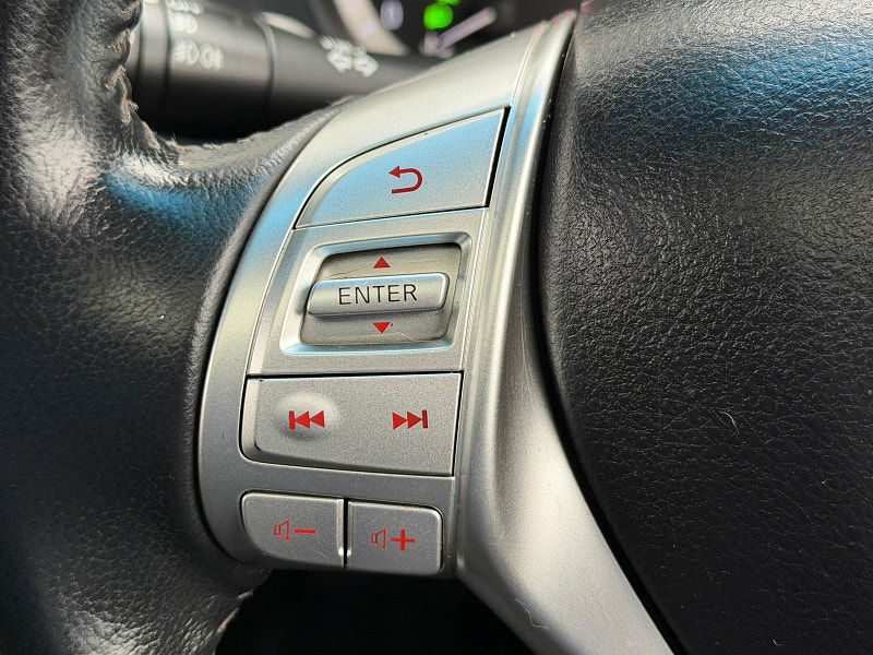 Nissan Navara 2.3 dCi Tekna 4WD Euro 5 4dr 4dr Manual 2026