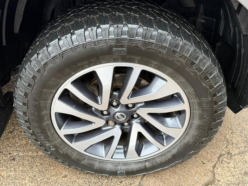 Nissan Navara 2.3 dCi Tekna 4WD Euro 5 4dr 4dr Manual 2026