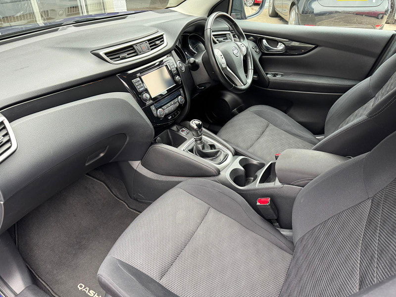 Nissan Qashqai 1.2 DIG-T n-tec 2WD Euro 6 (s/s) 5dr 5dr Manual 2025