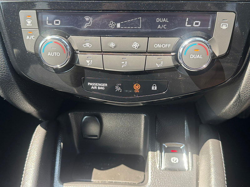 Nissan Qashqai 1.5 dCi N-Vision 2WD Euro 6 (s/s) 5dr 5dr Manual 2025