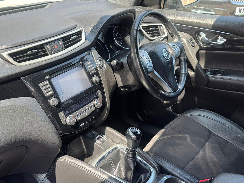 Nissan Qashqai 1.5 dCi N-Vision 2WD Euro 6 (s/s) 5dr 5dr Manual 2025