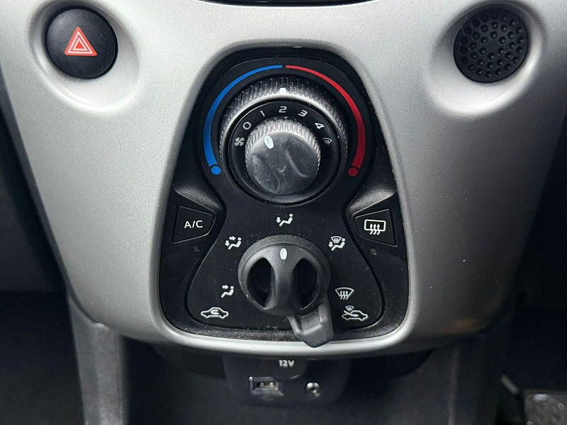 Peugeot 108 1.0 Active Euro 6 3dr 3dr Manual 2025