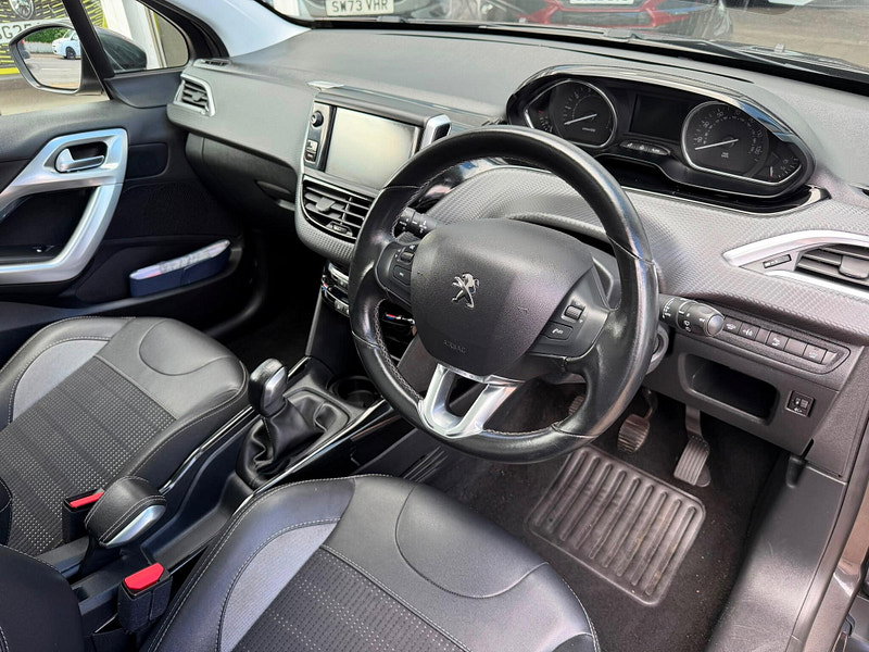 Peugeot 2008 1.2 PureTech Allure Premium Euro 6 (s/s) 5dr 5dr Manual 2026