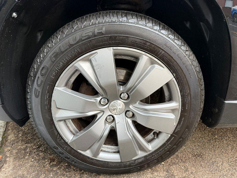 Peugeot 2008 1.6 BlueHDi Active Euro 6 5dr 5dr Manual 2025