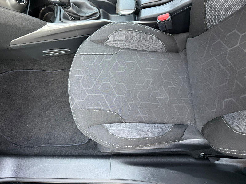 Peugeot 2008 1.6 BlueHDi Active Euro 6 5dr 5dr Manual 2025