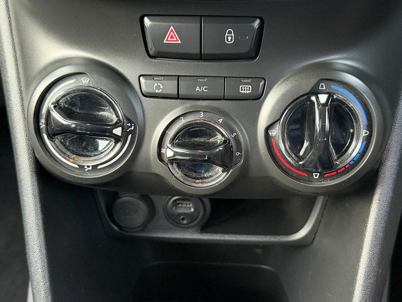 Peugeot 2008 1.6 BlueHDi Active Euro 6 5dr 5dr Manual 2025