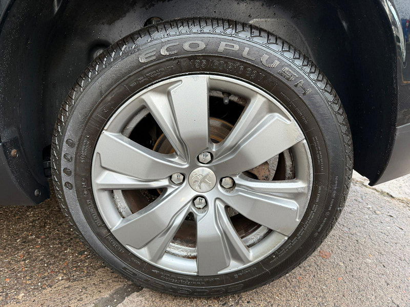 Peugeot 2008 1.6 BlueHDi Active Euro 6 5dr 5dr Manual 2025