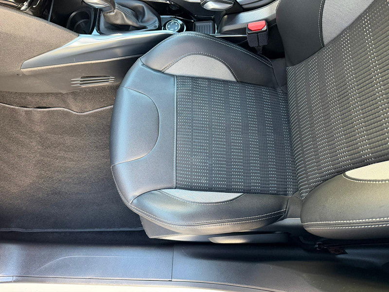 Peugeot 2008 1.6 e-HDi Allure Euro 5 (s/s) 5dr 5dr Manual 2025