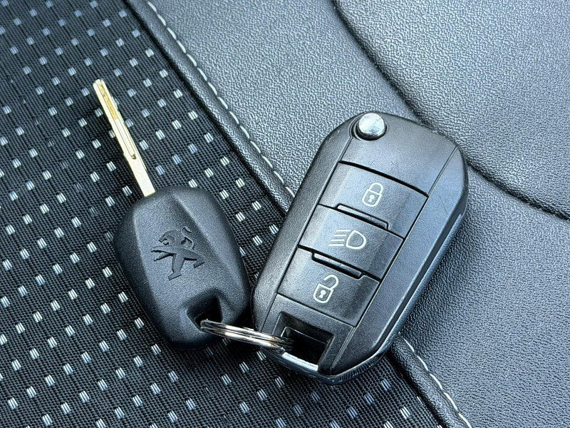 Peugeot 2008 1.6 e-HDi Allure Euro 5 (s/s) 5dr 5dr Manual 2025