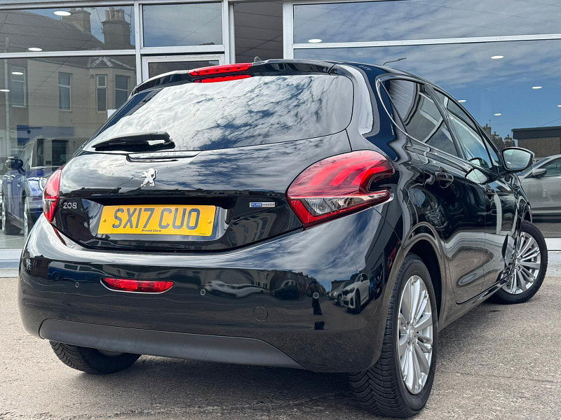 Peugeot 208 1.2 PureTech Allure Euro 6 5dr 5dr Manual 2026