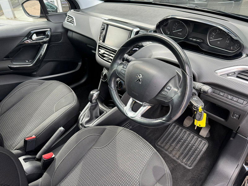 Peugeot 208 1.2 PureTech Allure Euro 6 5dr 5dr Manual 2026