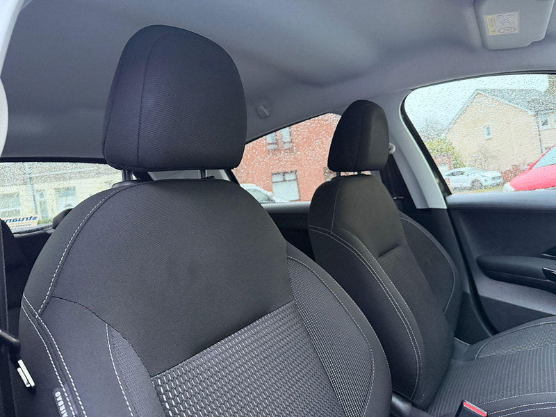 Peugeot 208 1.2 PureTech Allure Euro 6 5dr 5dr Manual 2025