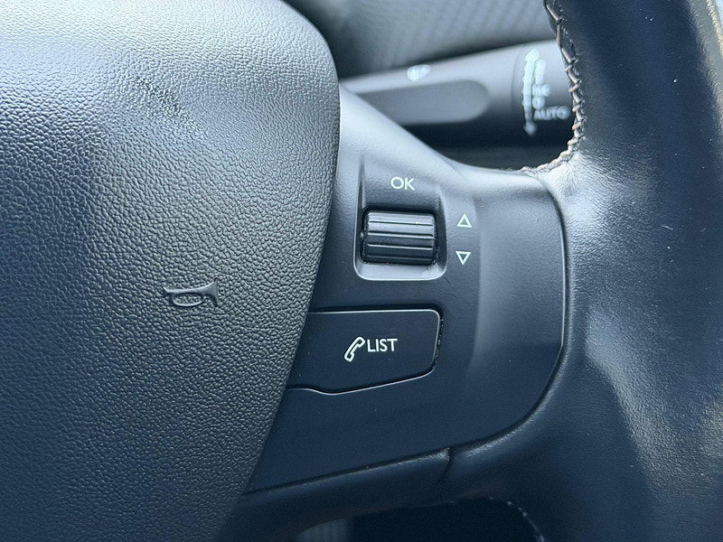 Peugeot 208 1.2 PureTech Allure Euro 6 5dr 5dr Manual 2025