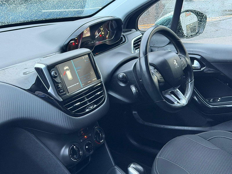 Peugeot 208 1.2 PureTech Allure Euro 6 5dr 5dr Manual 2025