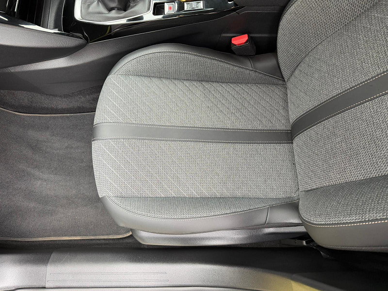 Peugeot 208 1.2 PureTech Allure Euro 6 (s/s) 5dr 5dr Manual 2026