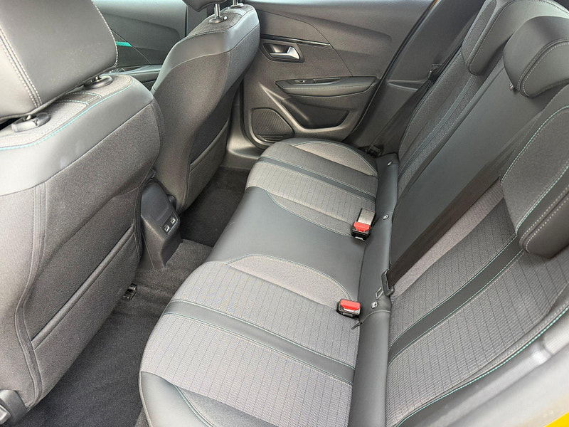 Peugeot 208 1.2 PureTech Allure Premium Euro 6 (s/s) 5dr 5dr Manual 2026