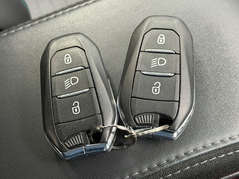 Peugeot 208 1.2 PureTech Allure Premium Euro 6 (s/s) 5dr 5dr Manual 2026