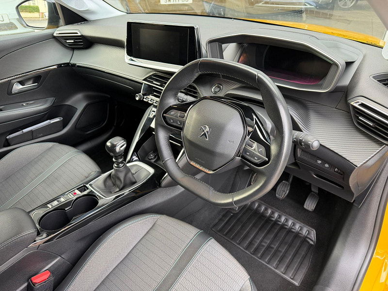 Peugeot 208 1.2 PureTech Allure Premium Euro 6 (s/s) 5dr 5dr Manual 2026