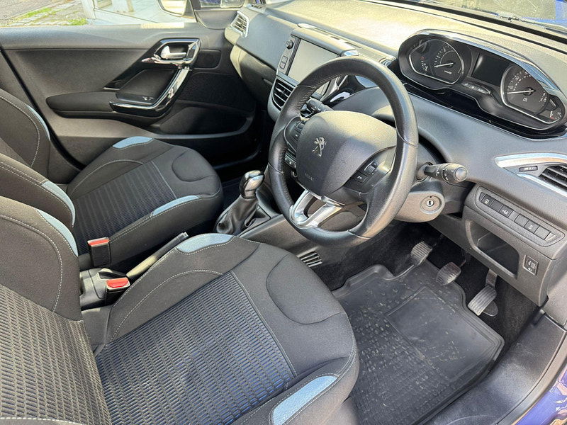 Peugeot 208 1.2 VTi PureTech Allure Euro 6 5dr 5dr Manual 2025