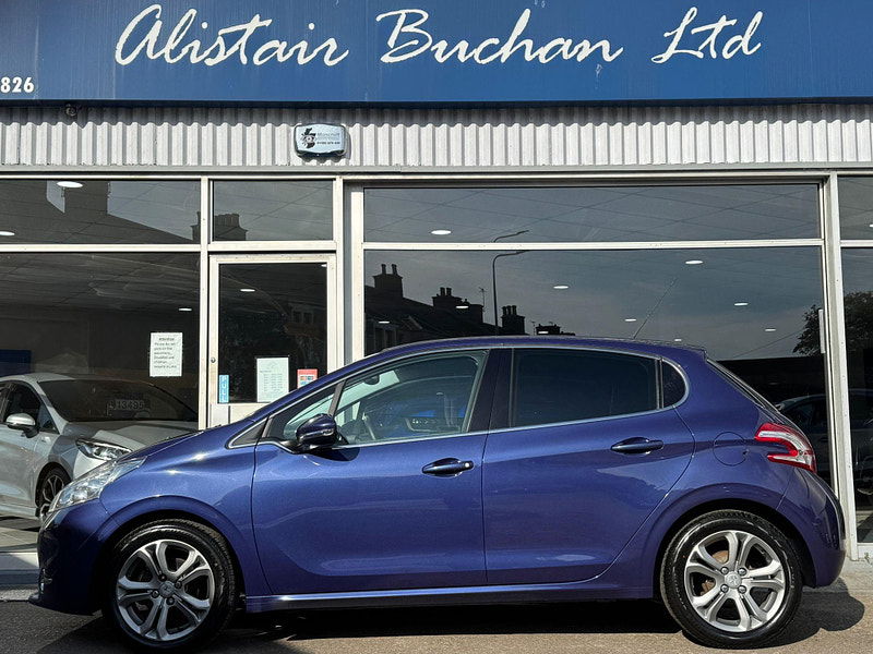 Peugeot 208 1.2 VTi PureTech Allure Euro 6 5dr 5dr Manual 2025