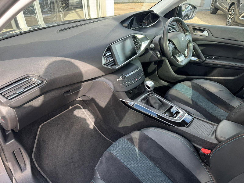 Peugeot 308 1.2 PureTech Tech Edition Euro 6 (s/s) 5dr 5dr Manual 2025