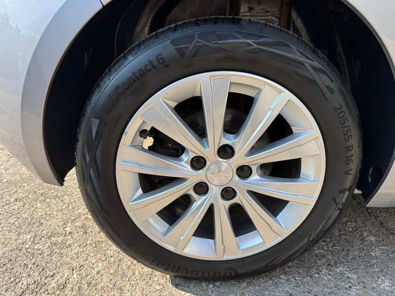 Peugeot 308 1.6 BlueHDi Allure Euro 6 (s/s) 5dr 5dr Manual 2025