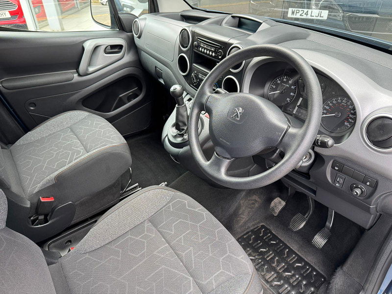 Peugeot Partner Tepee 1.6 BlueHDi Active Euro 6 (s/s) 5dr 5dr Manual 2025