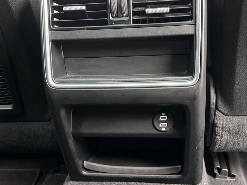 Porsche Cayenne 3.0 V6 E-Hybrid 14.1kWh TiptronicS 4WD Euro 6 (s/s) 5dr (3.6kW Charger) 5dr Automatic 2026