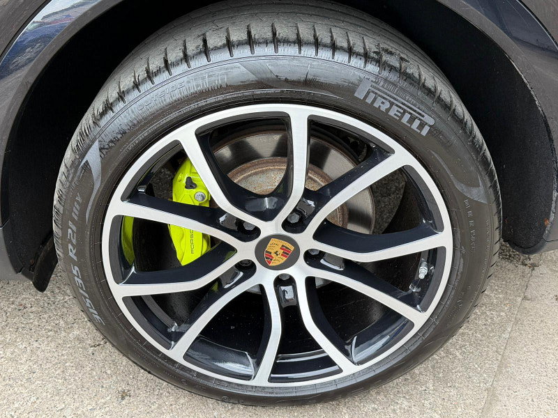 Porsche Cayenne 3.0 V6 E-Hybrid 14.1kWh TiptronicS 4WD Euro 6 (s/s) 5dr (3.6kW Charger) 5dr Automatic 2026
