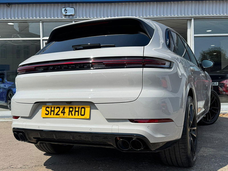 Porsche Cayenne 4.0T V8 S TiptronicS 4WD Euro 6 (s/s) 5dr 5dr Automatic 2025